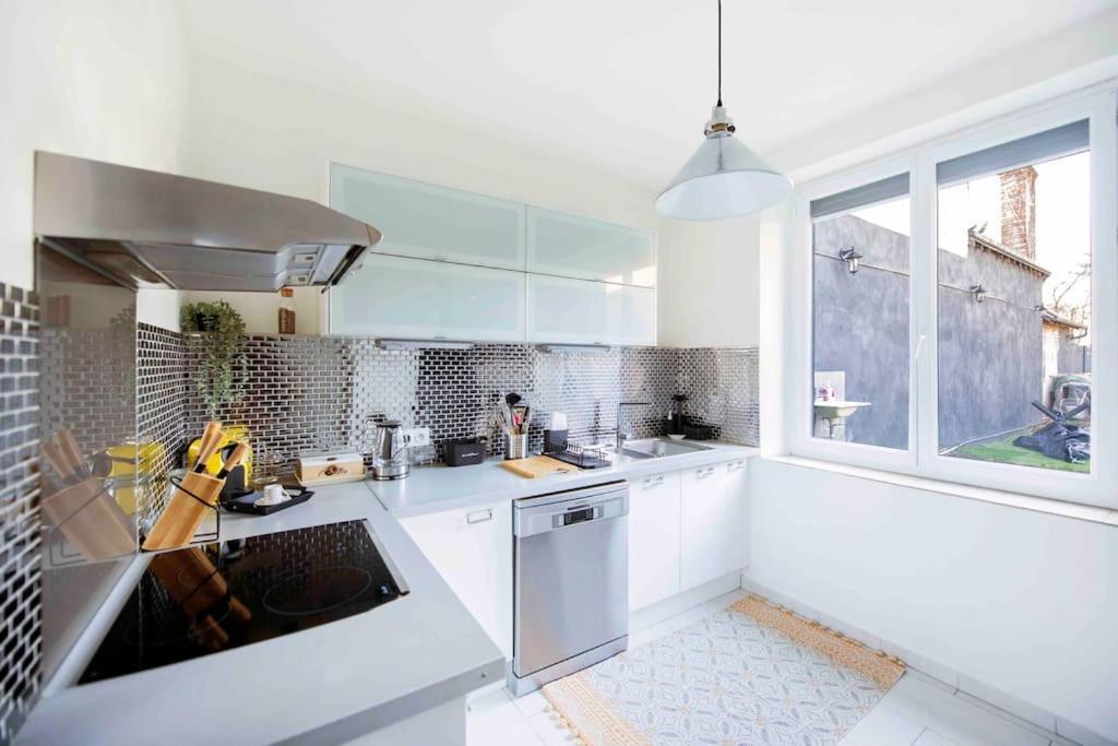 Jolie Maison Sur Orleans, Parking & Climatisation Esterno foto